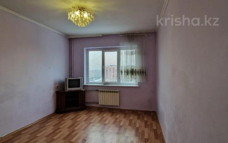 2-комнатная квартира, 57 м², 8/9 этаж, мкр Аксай-4, Момышулы — Улугбека