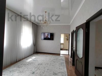 Отдельный дом · 4 комнаты · 105 м² · 8 сот., Геолог-5 ресторан Альбион 209 за 20.5 млн ₸ в Актобе, жилой массив Заречный-1