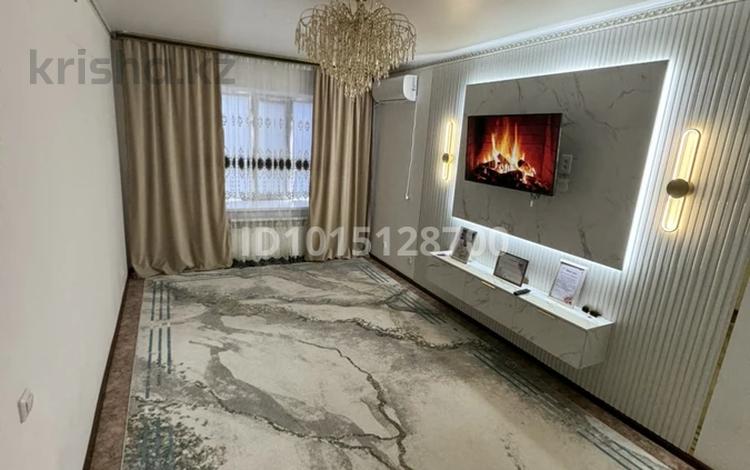 2-комнатная квартира · 56.5 м², мкр 4 14г за 17 млн ₸ в Актобе — фото 2