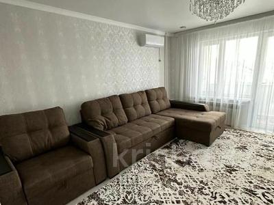 3-комнатная квартира, 65 м², 4/5 этаж помесячно, Маметова 103 за 210 000 〒 в Уральске