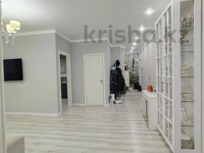 3-комнатная квартира · 97 м² · 1/9 этаж, Айнаколь 62/1 за 45 млн 〒 в Астане, Алматы р-н