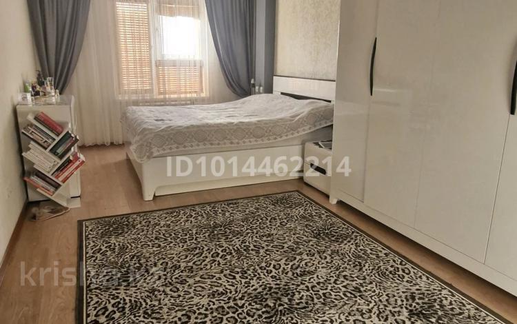 3-комнатная квартира · 105 м² · 4/5 этаж, 15-й мкр 13б за 240 000 ₸ в Актау — фото 2