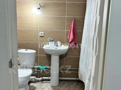 2-комнатная квартира · 58 м² · 2/12 этаж, мкр Дарабоз 53 за 240 000 ₸ в Алматы, Алатауский р-н