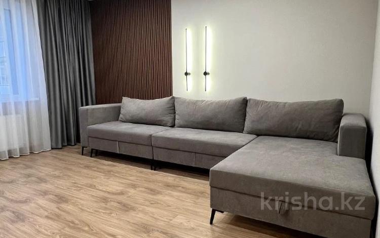 2-комнатная квартира · 65 м² · 2/16 этаж, Тауелсиздик 34/2 за 450 000 ₸ в Астане, Алматы р-н — фото 2