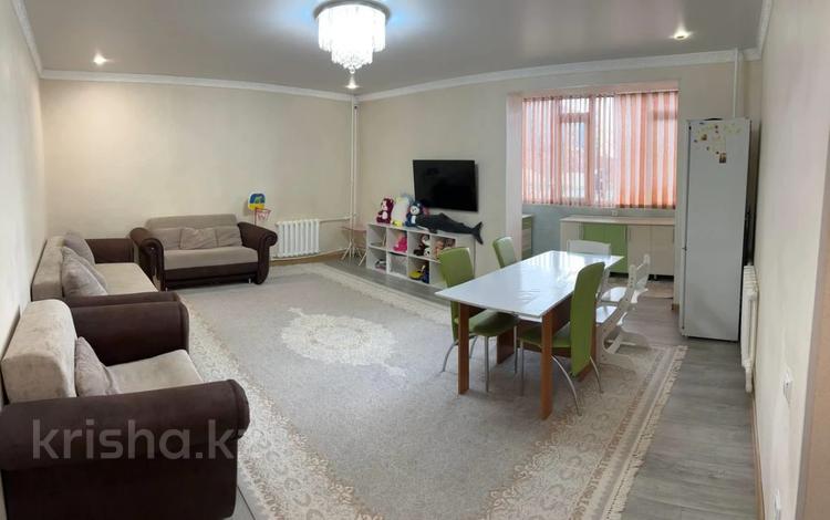 2-комнатная квартира · 70 м² · 1/6 этаж, мкр Юго-Восток, Голубые пруды 5/4 за 22.5 млн ₸ в Караганде, Казыбек би р-н — фото 2