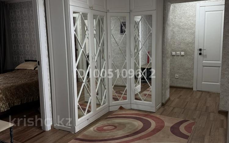4-бөлмелі пәтер · 80 м² · 1/5 қабат, Бурова 22, бағасы: 40 млн ₸ в Усть-Каменогорске, Ульбинский — фото 2