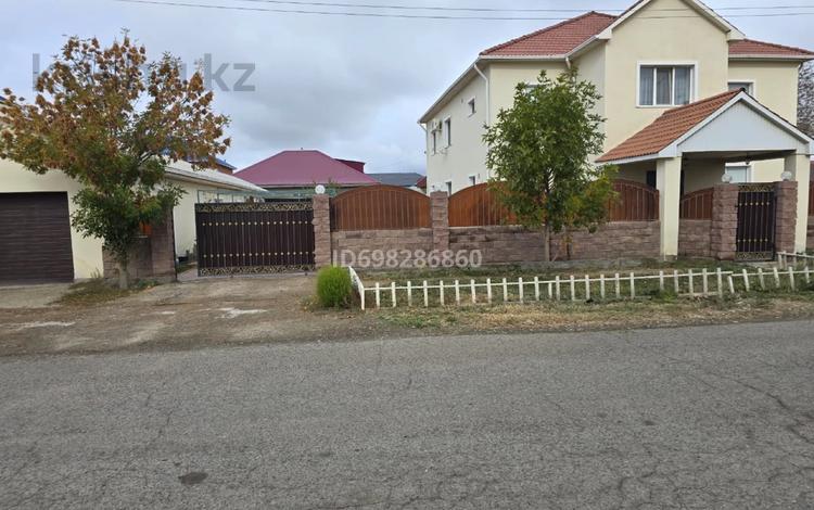 Жеке үй · 6 бөлме · 280 м² · 10 жүзд., Сарықамыс-2 ш/а.., Лашын 47, бағасы: 75 млн ₸ в Атырау, мкр Сарыкамыс-2 — фото 17
