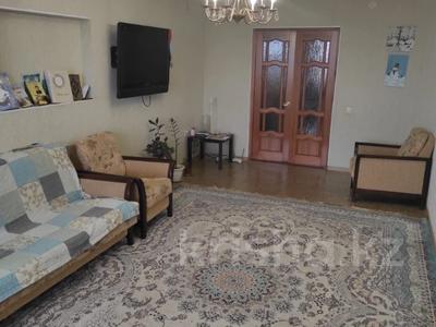 3-комнатная квартира · 84 м² · 7/10 этаж, авиагородок за 22 млн 〒 в Актобе, мкр Авиагородок