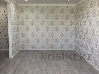 2-комнатная квартира · 46 м² · 4/5 этаж, Майкудук, 13й микрорайон за 9 млн ₸ в Караганде, Алихана Бокейханова р-н