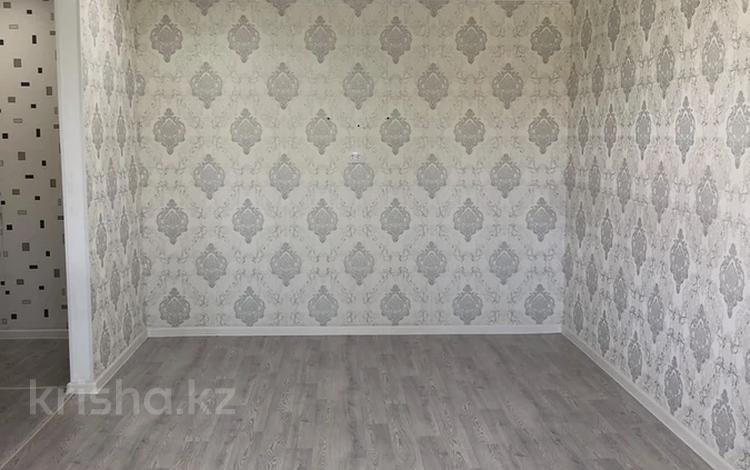 2-бөлмелі пәтер · 46 м² · 4/5 қабат, 13-шағынаудан, бағасы: 9 млн ₸ в Караганде, Алихана Бокейханова р-н — фото 2
