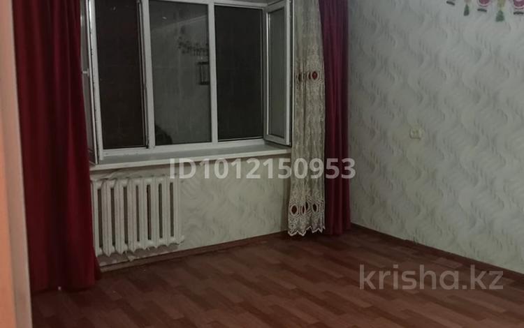 2-комнатная квартира · 40 м² · 1/4 этаж, ул. Титова 18 за 15 млн ₸ в  — фото 2