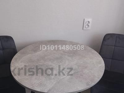 1-комнатная квартира · 36 м² · 4/5 этаж, мкр Юго-Восток, Республики 34 за 10 000 ₸ в Караганде, Казыбек би р-н