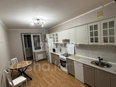 1-комнатная квартира · 50 м² · 2/5 этаж, мкр Строитель 16/2 — С.датова и шолохова за 180 000 ₸ в Уральске