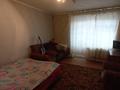 3-комнатная квартира, 60 м², Жамбыла Жабаева за 15.5 млн 〒 в Петропавловске