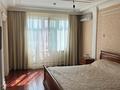 3-комнатная квартира, 140 м², 4 этаж помесячно, Ходжанова 76 за 600 000 〒 в Алматы, Бостандыкский р-н — фото 9