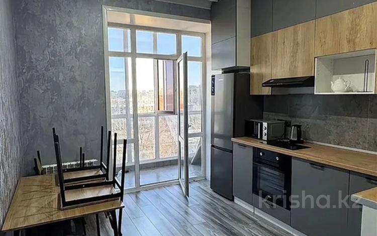 1-комнатная квартира · 41 м² · 7/10 этаж, мкр Юго-Восток, Шахтёров 20/4 за 24.7 млн ₸ в Караганде, Казыбек би р-н — фото 2