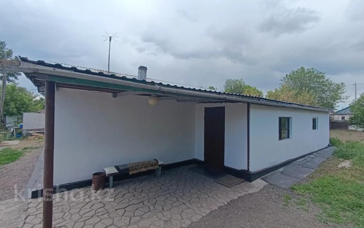 Отдельный дом · 3 комнаты · 87 м² · 10 сот., Сортировка, Локомотивная 78 за 12.5 млн ₸ в Караганде, Алихана Бокейханова р-н — фото 2