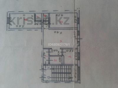 3-комнатная квартира · 59 м² · 4/5 этаж, мкр Новый Город, Ерубаева за ~ 22 млн ₸ в Караганде, Казыбек би р-н