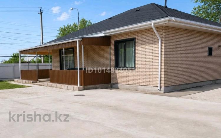 Жеке үй · 4 бөлме · 100 м² · 5 жүзд., Ихсанова 156, бағасы: 40 млн ₸ в Аксае — фото 2