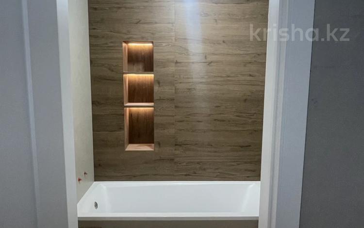 2-комнатная квартира · 66.1 м² · 2/6 этаж, мкр Юго-Восток, 30й микрорайон 5/3 за 33.9 млн ₸ в Караганде, Казыбек би р-н — фото 7