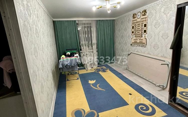 3-комнатная квартира · 65 м² · 3/5 этаж, Майкудук, Майкудук, 13й микрорайон 24 за 13 млн 〒 в Караганде, Алихана Бокейханова р-н — фото 2