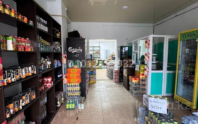 Магазины и бутики, склады · 97 м² за 600 000 ₸ в Уральске — фото 3