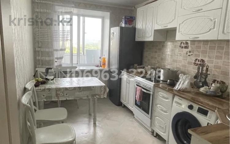 3-комнатная квартира · 75 м² · 9/12 этаж, Казахстан 72 за 43.5 млн 〒 в Усть-Каменогорске, Ульбинский — фото 12