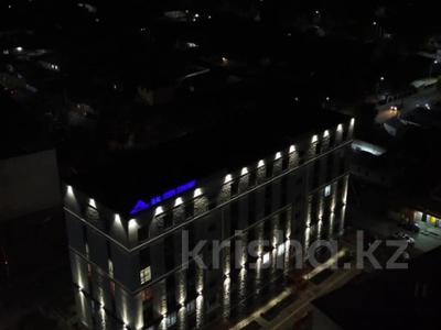 2-комнатная квартира · 52 м² · 8/8 этаж, Валиханова 2/1 за ~ 18.7 млн 〒 в Талдыкоргане, Каратал