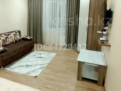 1-комнатная квартира · 48 м² · 2 этаж, мкр Нурсат 135 — На против тц Изуми за 2 000 ₸ в Шымкенте, Каратауский р-н