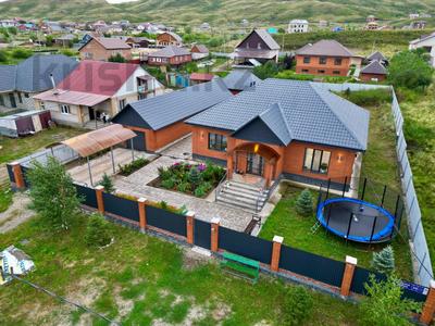 Отдельный дом · 4 комнаты · 146 м² · 17 сот., Анатолия Иванова 35 за 120 млн 〒 в Усть-Каменогорске