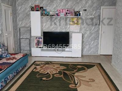 2-комнатная квартира · 45 м² · 2/3 этаж, Селевина — Возле "самалета" за 15 млн ₸ в Семее