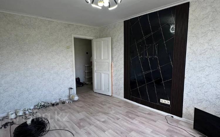3-бөлмелі пәтер · 42.4 м² · 3/5 қабат, айтекеби, бағасы: 10 млн ₸ в Актобе — фото 2