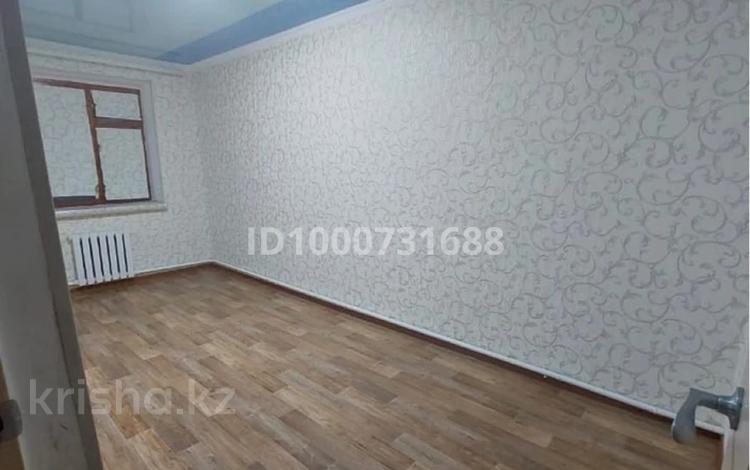 3-бөлмелі пәтер · 80 м² · 2/2 қабат, 3 мкр 10, бағасы: 6.5 млн ₸ в Курыке — фото 2