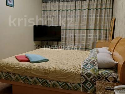 2-бөлмелі пәтер · 60 м² · 2 қабат, 12-шағынаудан, Валиханова — Кафе Фишер, бағасы: 18 000 ₸ в Шымкенте, Енбекшинский р-н
