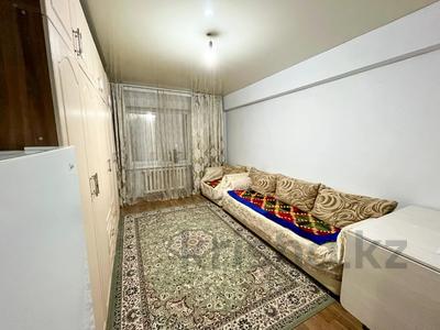 2-бөлмелі пәтер · 54 м² · 5/5 қабат, Жулдыз, бағасы: 16.3 млн ₸ в Талдыкоргане, мкр военный городок Жулдыз