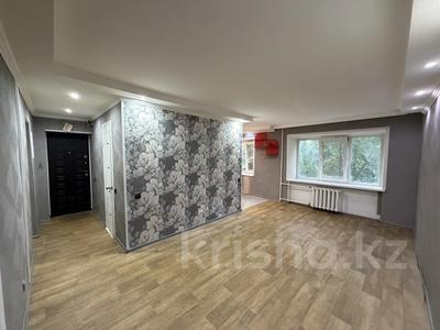 2-комнатная квартира · 42 м² · 3/5 этаж, Назарбаева 38 за 15.4 млн ₸ в Усть-Каменогорске