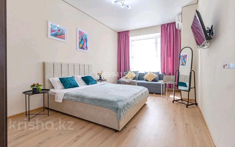 1-комнатная квартира · 40 м² · 7/9 этаж, Толе би 63 за 18 000 ₸ в Астане, Нура р-н — фото 2