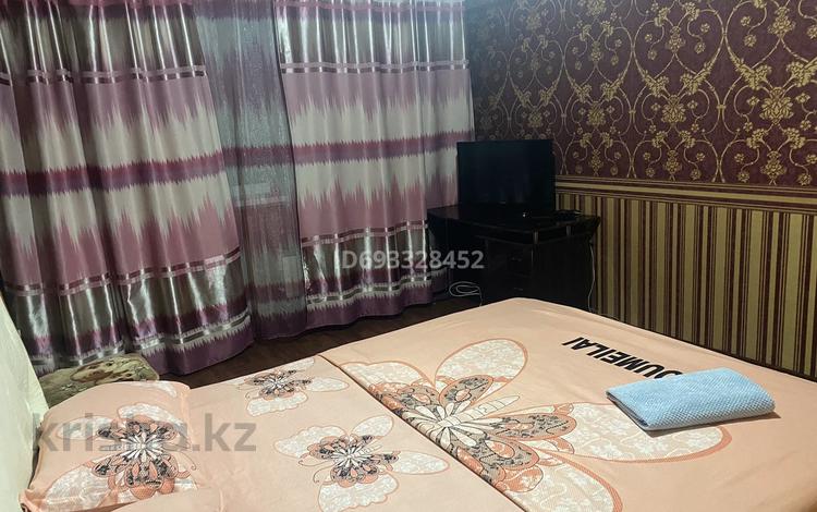 2-бөлмелі пәтер · 55 м² · 4/5 қабат, мкр Тастак-2, Нурмакова 81 — Жамбыла Манаса, бағасы: 17 000 ₸ в Алматы, Алмалинский р-н — фото 2