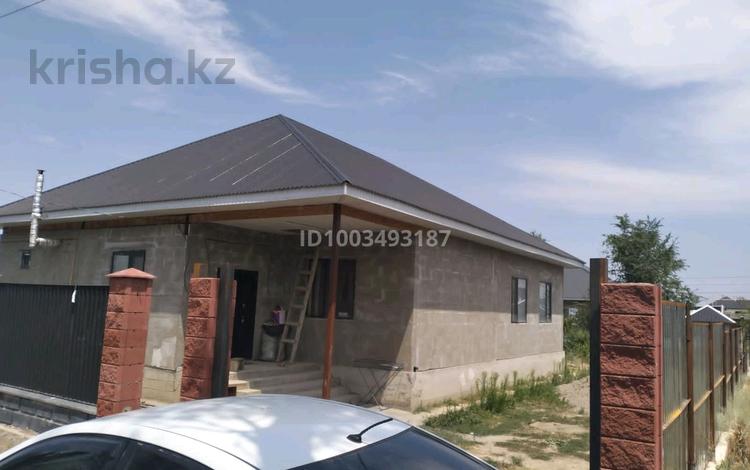 Отдельный дом · 5 комнат · 180 м² · 6 сот., Махамбет Отемисулы 312 — 51 мектеп за 32 млн 〒 в  — фото 2