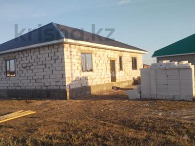 Отдельный дом · 4 комнаты · 168 м² · 10 сот., Участок 250 — От трассы Актобе-Болгарка вторая улица. за 15 млн ₸ в жилой массив Бауырластар-5