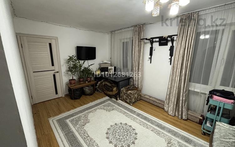3-комнатная квартира · 65 м² · 1/4 этаж, мкр №11 9 — Между Алтынсарина и Утеген батыра за 42 млн ₸ в Алматы, Ауэзовский р-н — фото 2