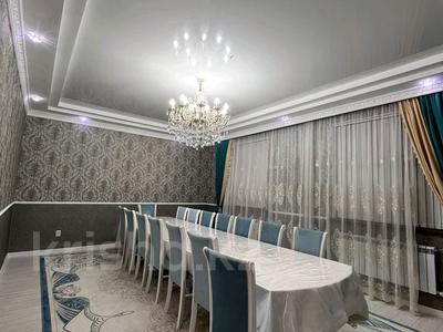 Отдельный дом • 5 комнат • 205 м² • 10 сот., Ул.Акжазык 8 за 67 млн 〒 в Талдыкоргане