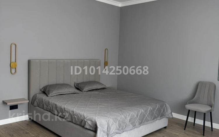 2-комнатная квартира · 61 м² · 3/8 этаж, Конаева 14 за 350 000 ₸ в Астане, Есильский р-н — фото 2