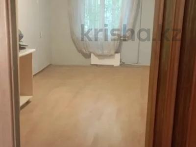 3-комнатная квартира · 58.1 м² · 2/5 этаж, мкр №6 за 34.5 млн ₸ в Алматы, Ауэзовский р-н