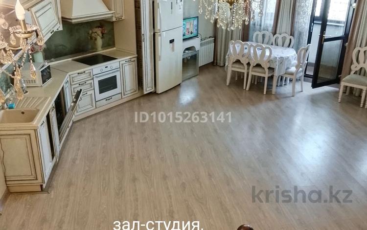 3-комнатная квартира · 102 м² · 12/17 этаж, Айманова 140 за 600 000 ₸ в Алматы, Бостандыкский р-н — фото 4