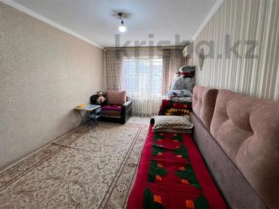 2-комнатная квартира, 52 м², 5/5 этаж, мкр Аксай-4, Саина за 28.7 млн 〒 в Алматы, Ауэзовский р-н