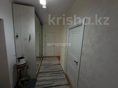 2-бөлмелі пәтер · 60 м² · 1/5 қабат, Чингиз Айтматова 31 б, бағасы: 280 000 ₸ в Астане, Нура р-н