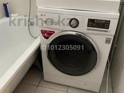 2-бөлмелі пәтер · 60 м² · 2/9 қабат, Мкр. Туран 2 8А, бағасы: 125 000 〒 в Шымкенте, Туран р-н