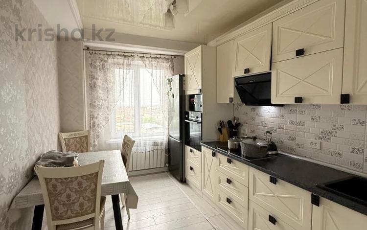 3-бөлмелі пәтер · 80.8 м² · 10/12 қабат, Абая 157 — Розыбакиева, бағасы: ~ 65.9 млн ₸ в Алматы, Алмалинский р-н — фото 2