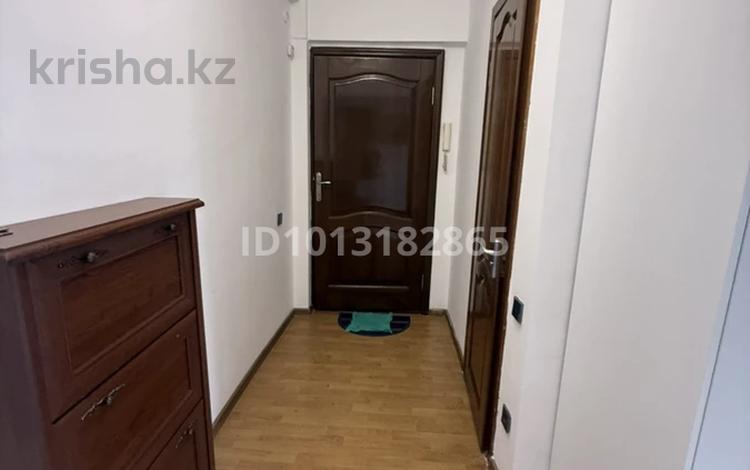 2-бөлмелі пәтер · 55 м² · 2/5 қабат, Назарбаева — Альфараби -Назарбаева, бағасы: 500 000 ₸ в Алматы, Бостандыкский р-н — фото 2